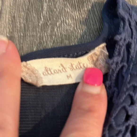 Altar’d state floral flowy embroidered top - Picture 5 of 10